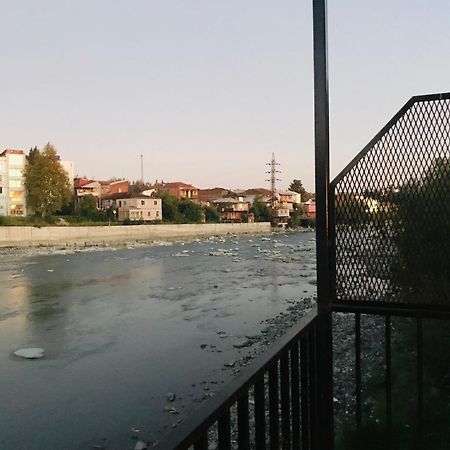 Apartment Riverside Κουτάισι Εξωτερικό φωτογραφία